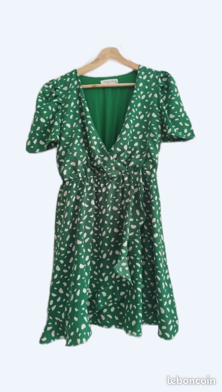 Robe (image 1)