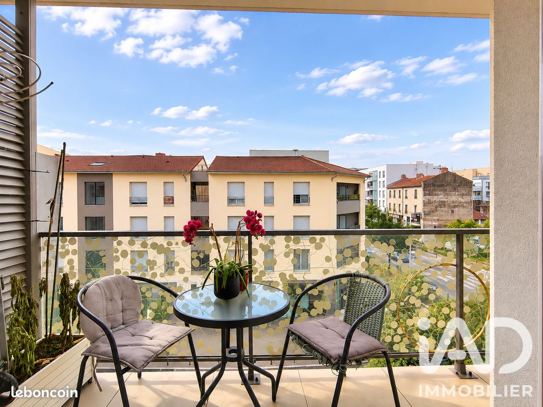Appartement 4 pièces 66 m² · à Vénissieux · 66 m² · 190 000 €
