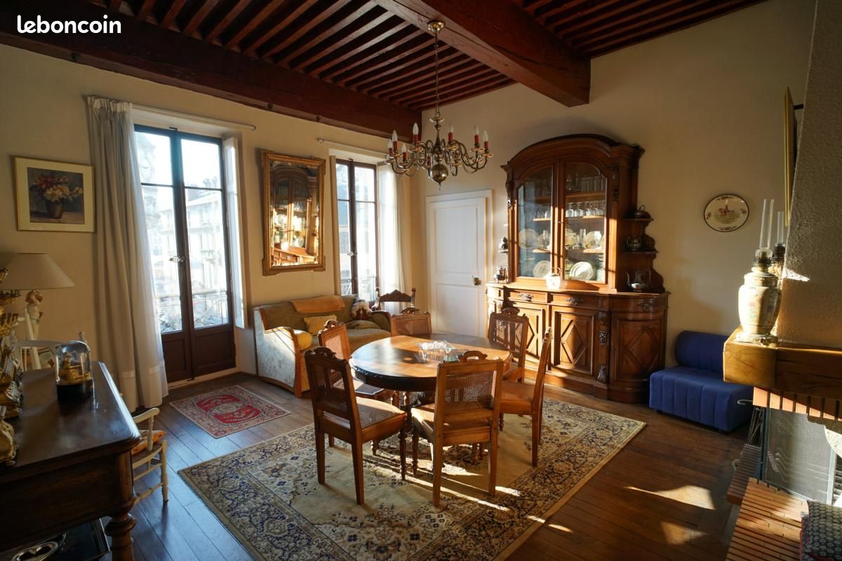 Appartement 3 pièces 87 m² · à Chambéry · 87 m² · 211 000 €