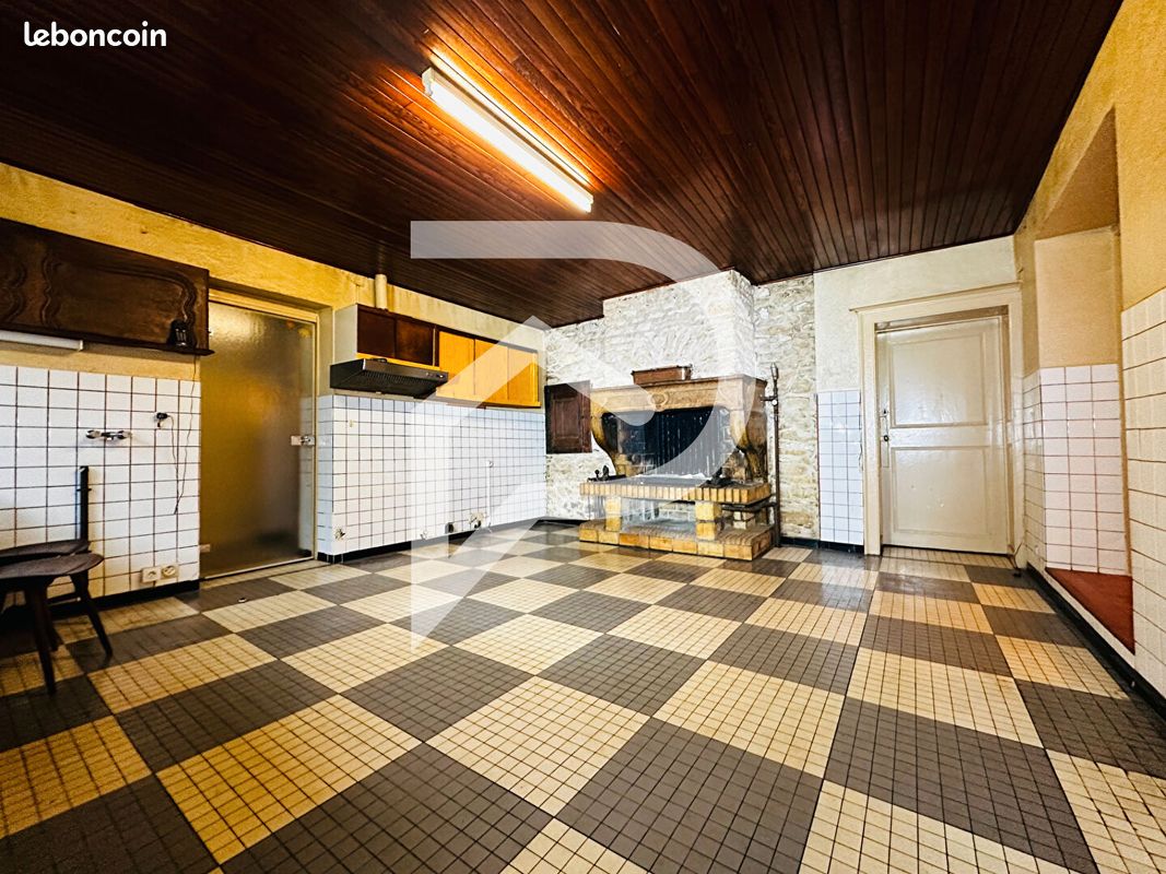Maison 5 pièces 135 m² · à Aingeray · 135 m² · 135 000 €