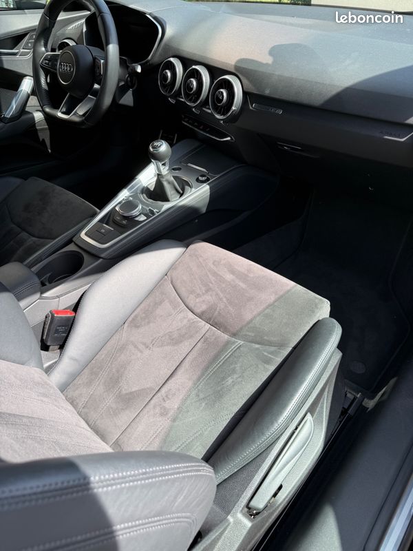 Audi tt coupe 2.0 tfsi 230ch - faible kilometrage - excellent etat (image 25)
