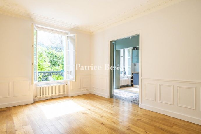Appartement a louer paris-18e-arrondissement - 6 pièce(s) - 84 m2 - Surfyn