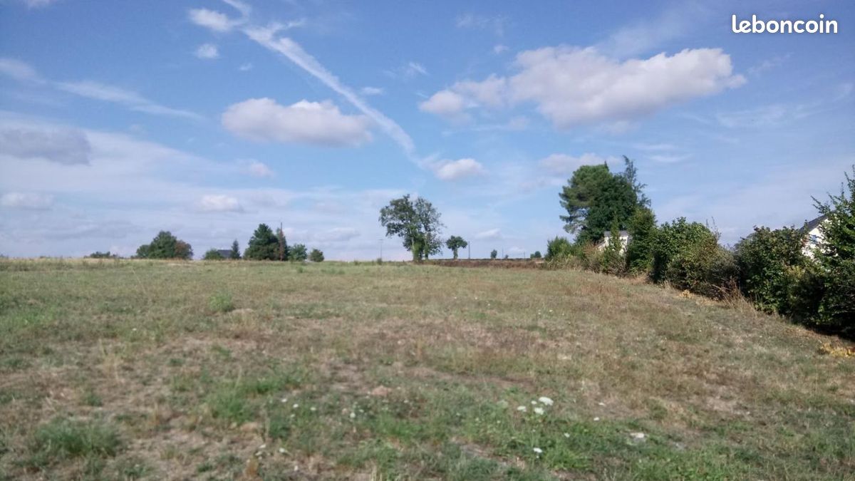 Terrain 700 m² Salmiech · 21 700 €