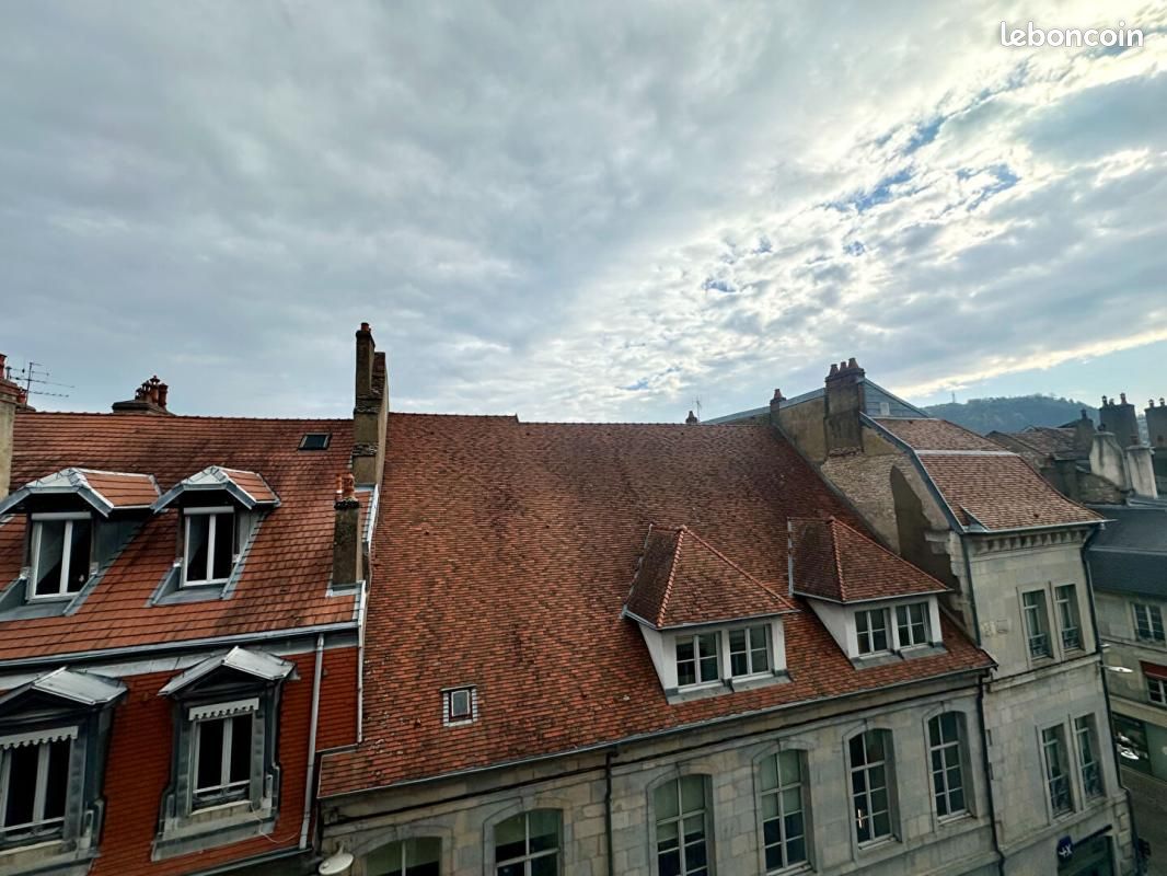 Appartement 3 pièces 57 m² · à Besançon · 57 m² · 112 000 €