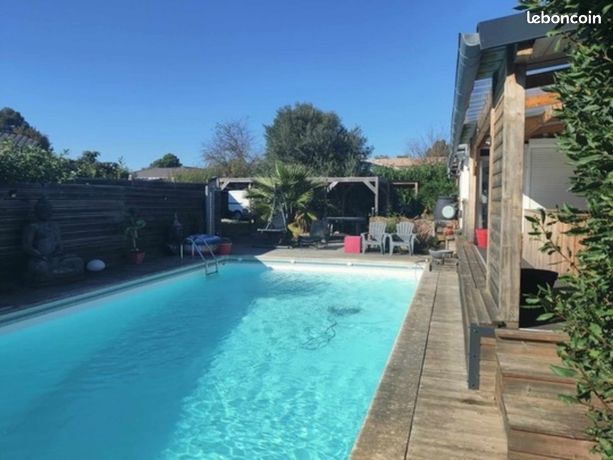 Maison 7 pièces 251 m²