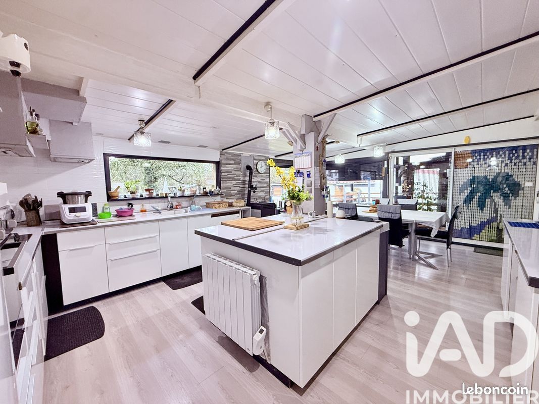 Maison 5 pièces 160 m² · à Aumetz · 160 m² · 370 000 €