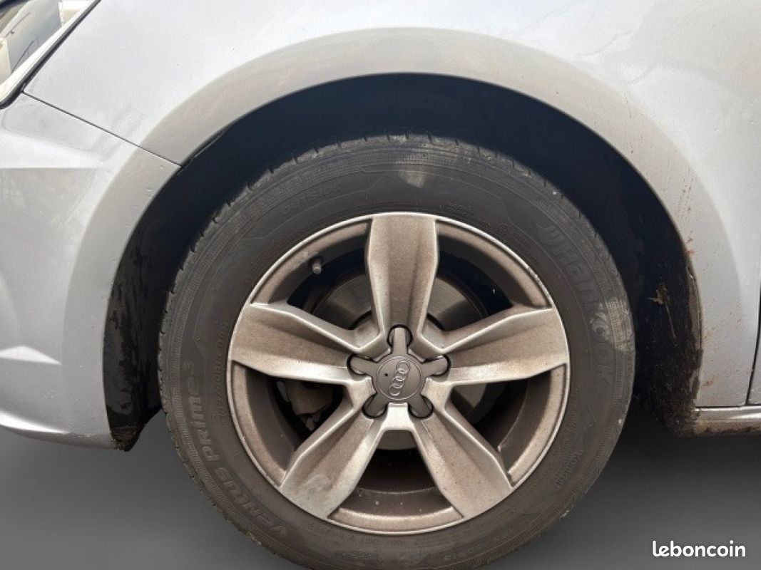 AUDI A1 SPORTBACK 1.4 TDI 90 ultra Ambiente (image 10)