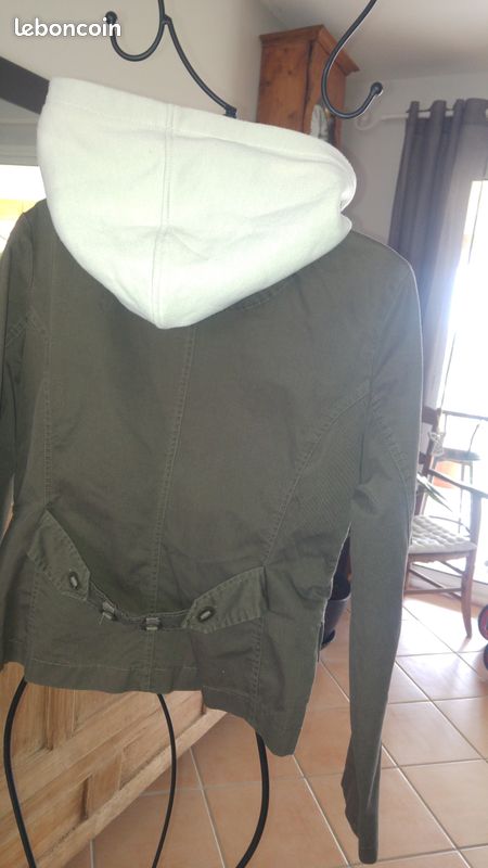Veste kaki cintrée _ MAS31 (image 1)
