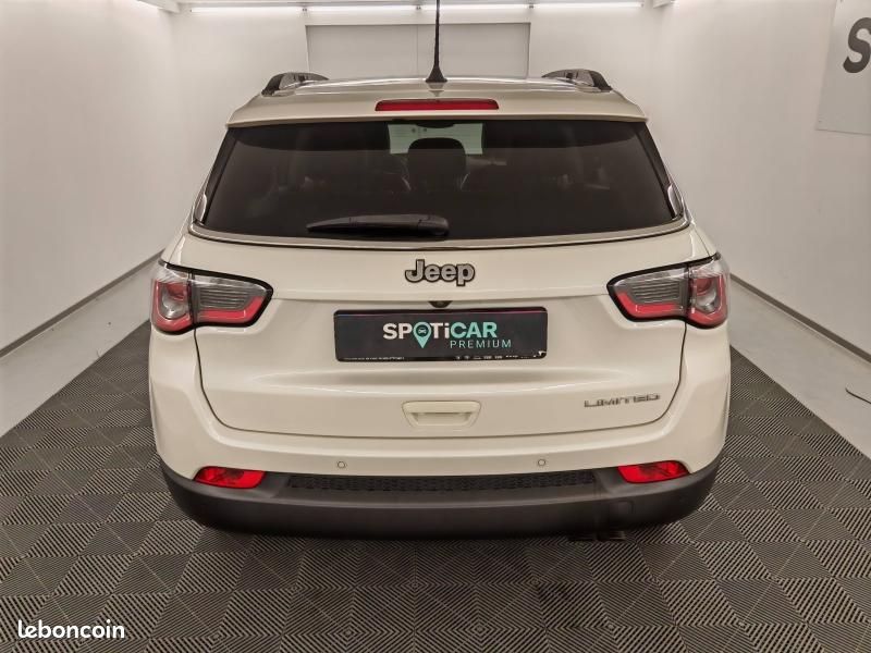 Jeep Compass 1.4 MultiAir II 140ch S Limited 4x2 (image 5)