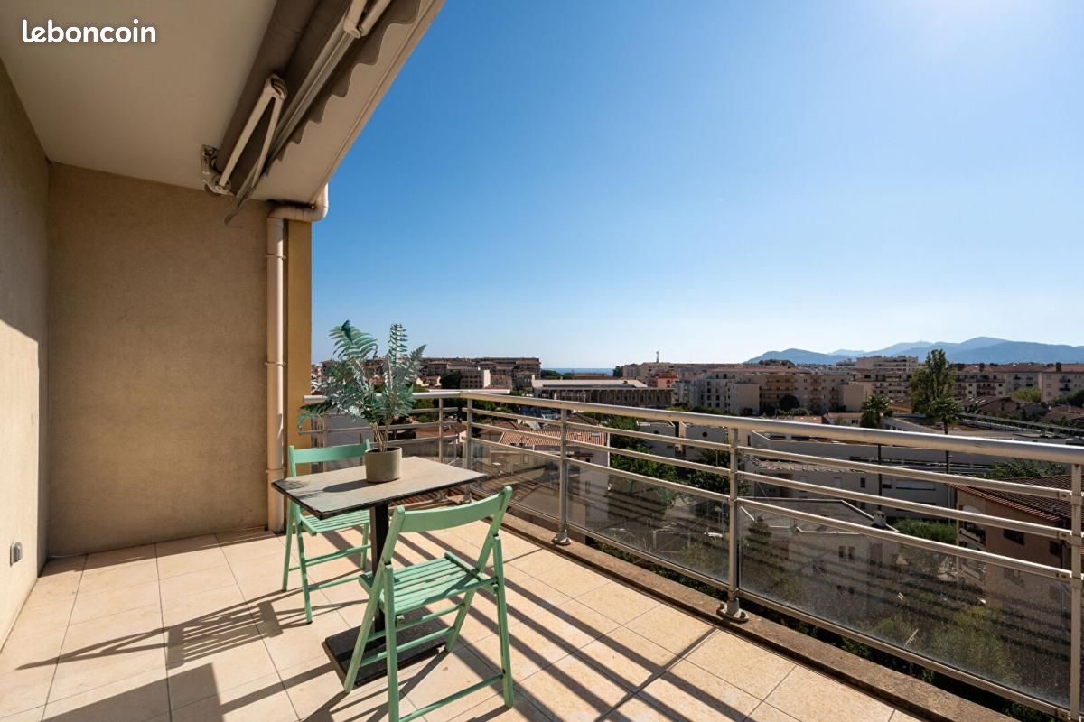 Appartement 4 pièces 74 m² · à Cannes · 74 m² · 342 500 €