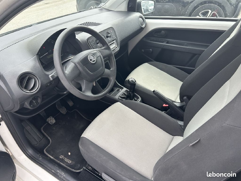 Skoda Citigo 1.0 12v MPI 60 ch Elegance (image 5)