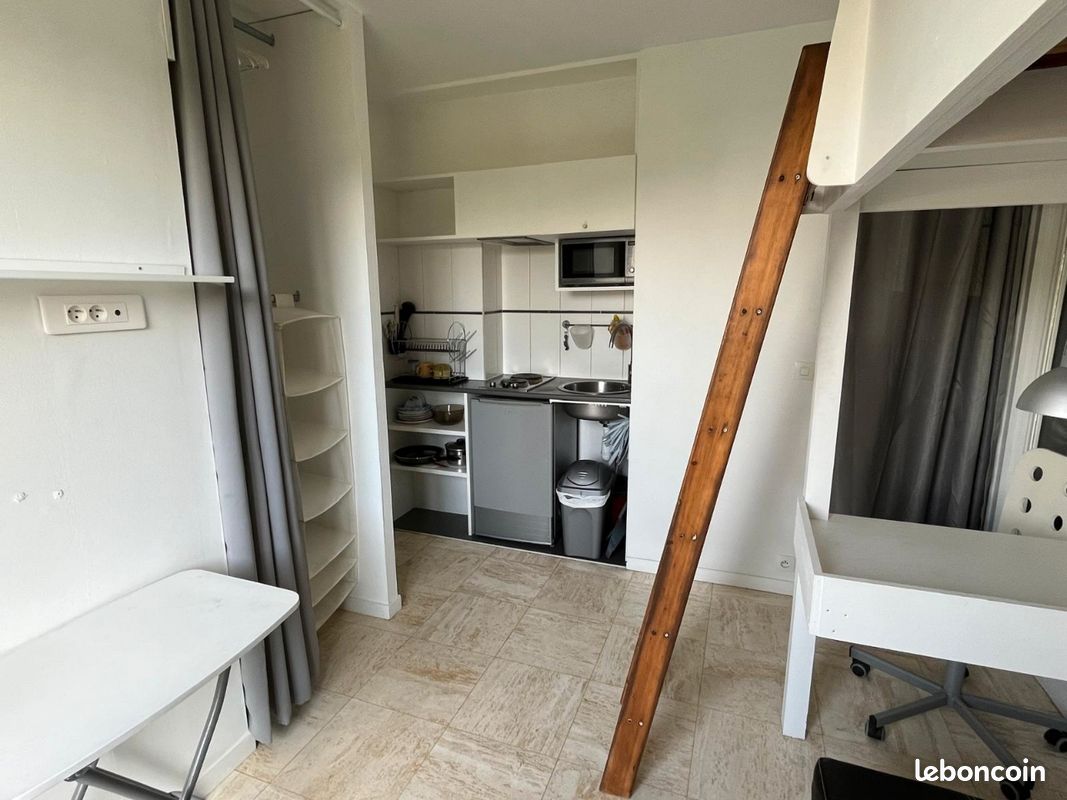 Appartement 1 pièce 12 m² · à Brunoy · 12 m² · 550 €/mois