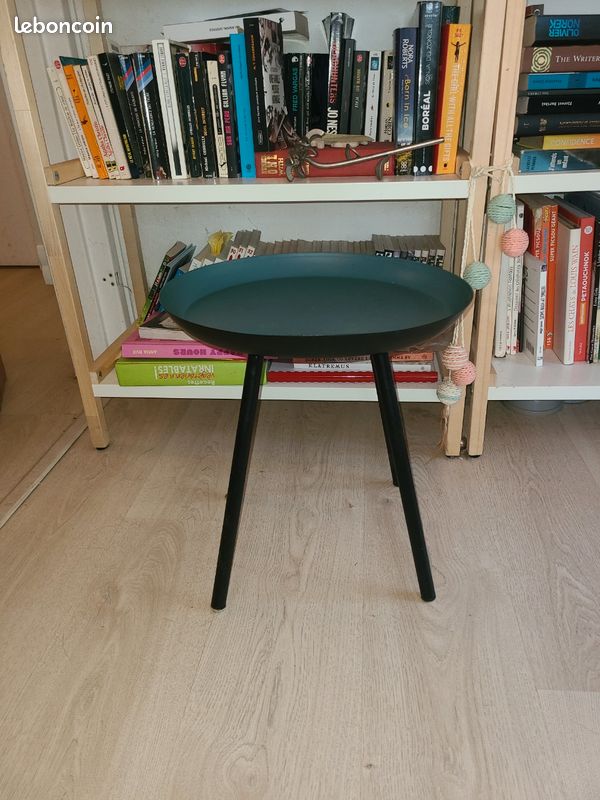 Bout de canapé (image 1)
