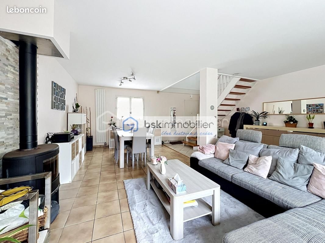 Maison 9 pièces 165 m² · à Mennecy · 165 m² · 385 000 €