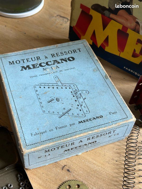 MECCANO ELEC  livre des modelés électriques meccano n°1 état neuf