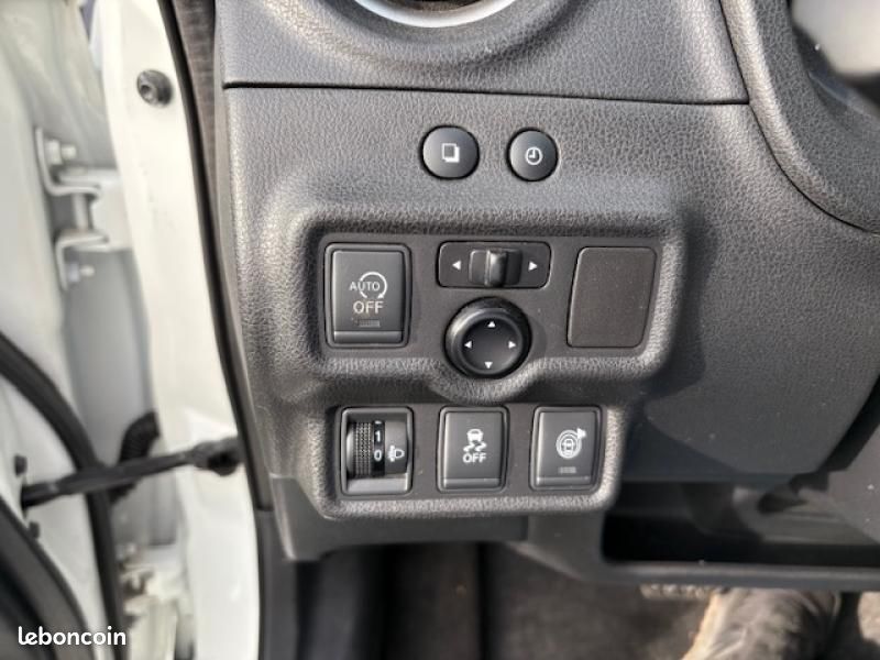 Nissan Note 1.2 DIG-S 98ch N-Connecta CVT Euro6 (image 16)