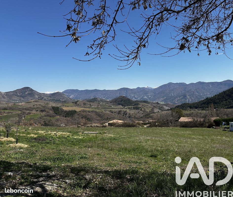 Terrain 2069 m² · à Barcillonnette · 2 069 m² · 125 000 €