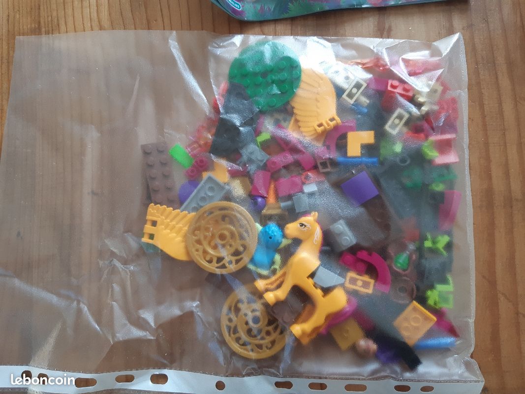 Lego Elves 41186 L'évasion d'Azari de la forêt des gobelins (image 3)