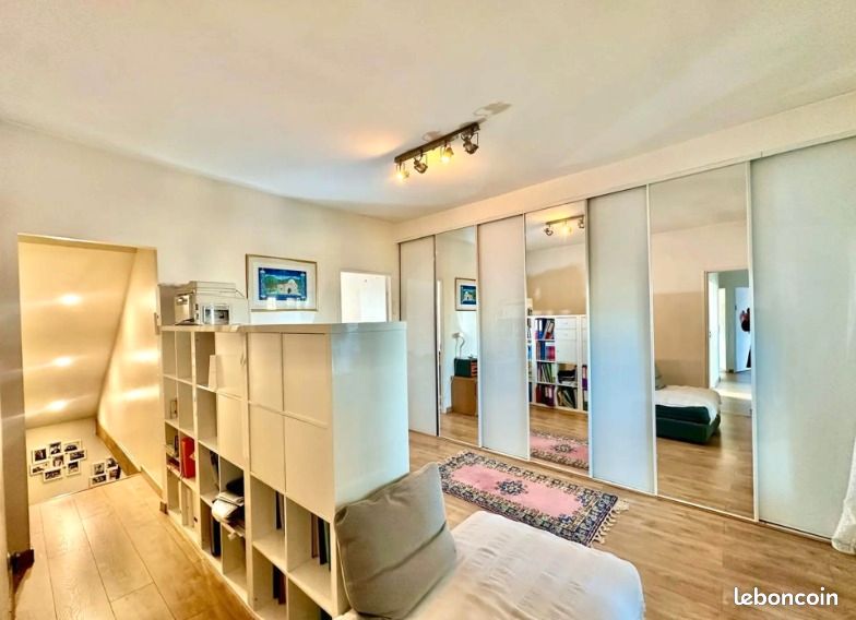 Maison 7 pièces 180 m² · à Fontenay-sous-Bois · 180 m² · 700 000 €