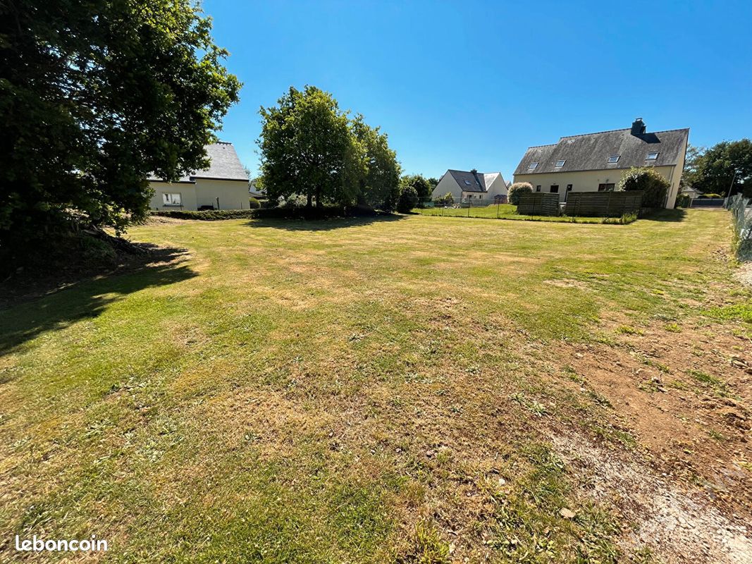 Terrain 861 m² · à Pluvigner · 861 m² · 157 200 €