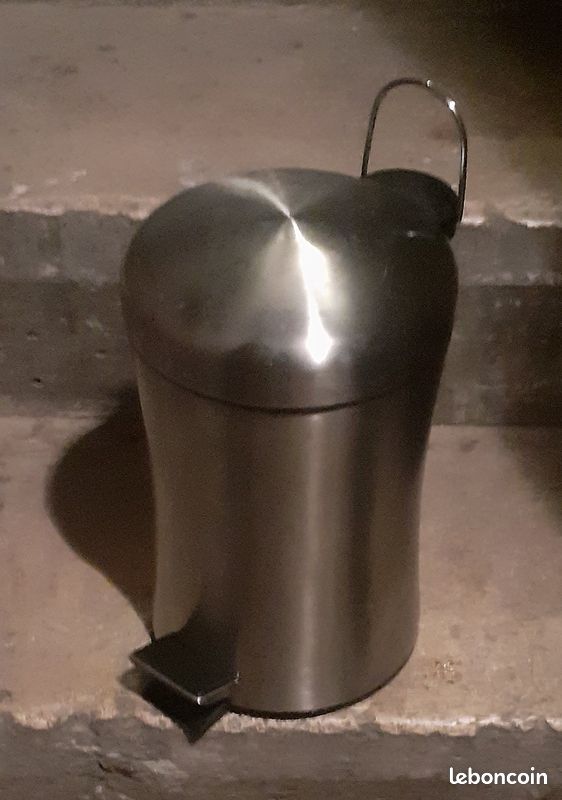 Petite poubelle à pédale salle de bain 3 l (image 2)