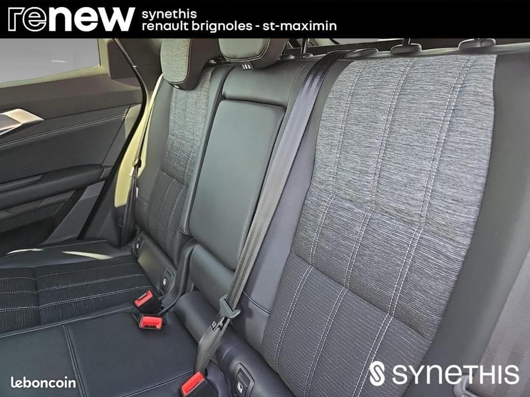 Renault Austral E-Tech hybrid 200 Techno (image 9)