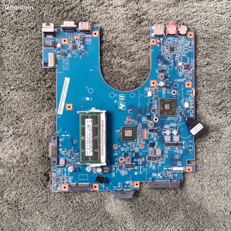 Achetez des carte mère de l'ordinateur portable Sony modernes pour un calcul puissant