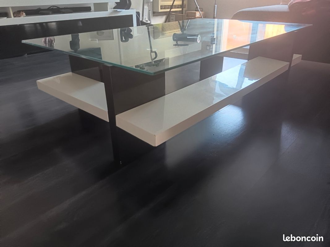 Table de salon (image 1)