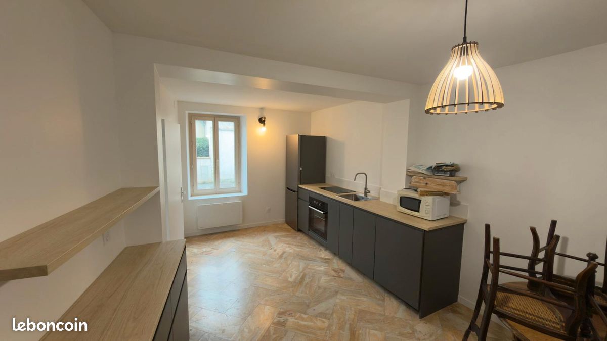 Maison 4 pièces 97 m² · à Maule · 97 m² · 1 390 €/mois