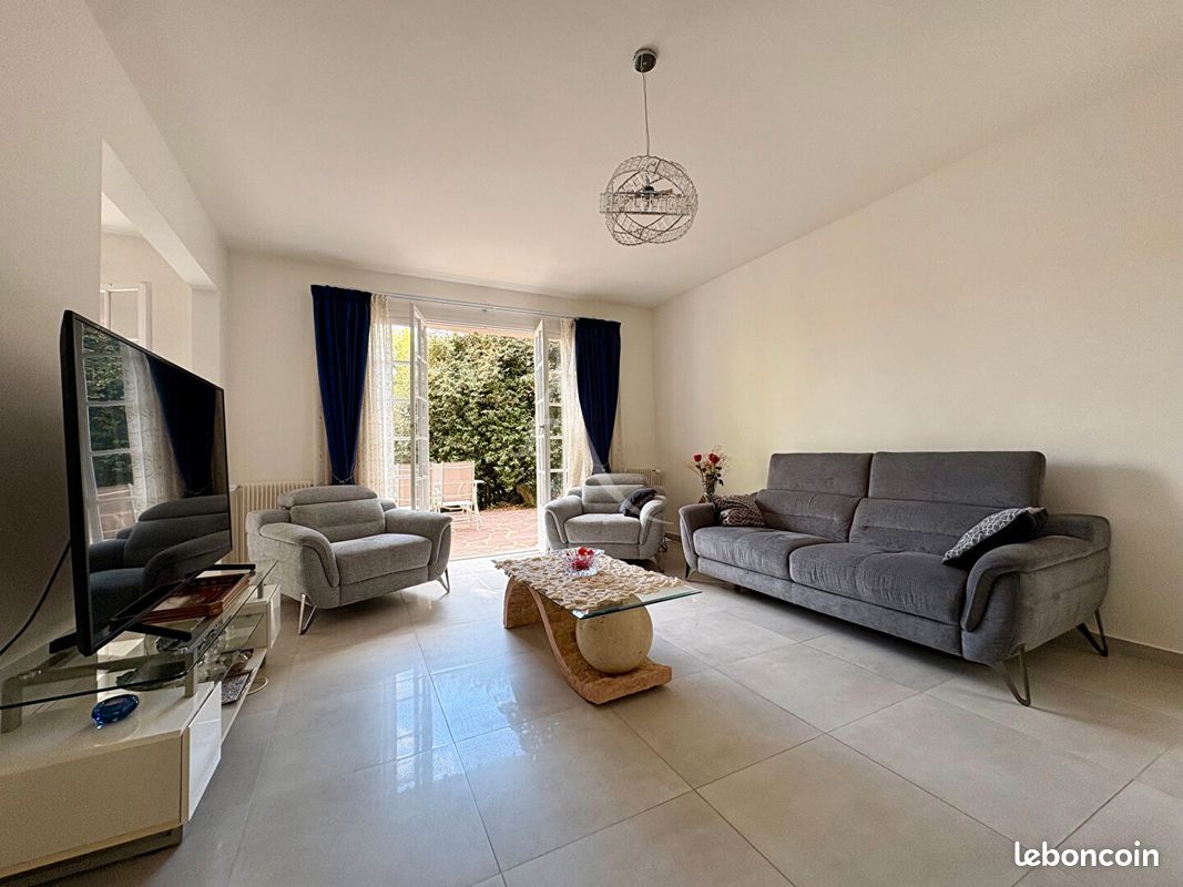 Maison 8 pièces 164 m² · à Gif-sur-Yvette · 164 m² · 580 000 €