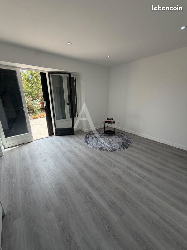 Appartement 2 pièces 30 m² · à Chevry-Cossigny · 30 m² · 810 €