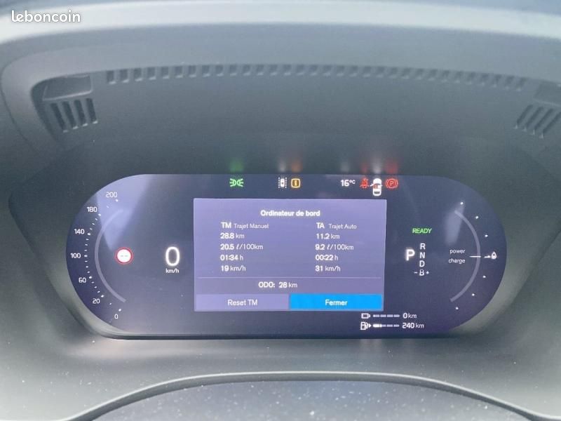 Volvo XC60 T6 Hybride Rechargeable 350ch Black Edition Geartronic 8 AWD (image 14)