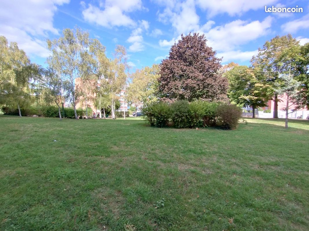 Appartement 2 pièces 51 m² · à Aubergenville · 51 m² · 82 000 €