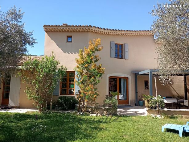 Villa 6 pièces 180 m²