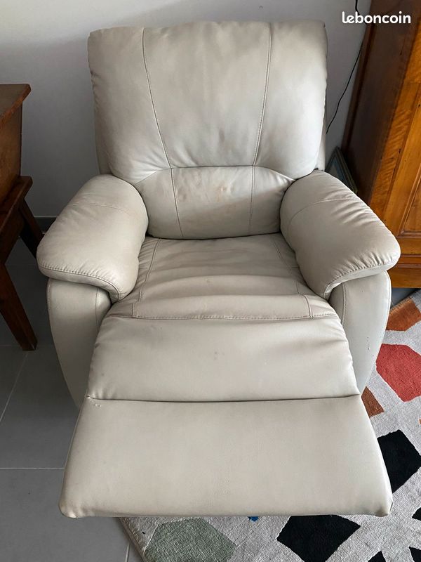 Fauteuil cuir (image 1)