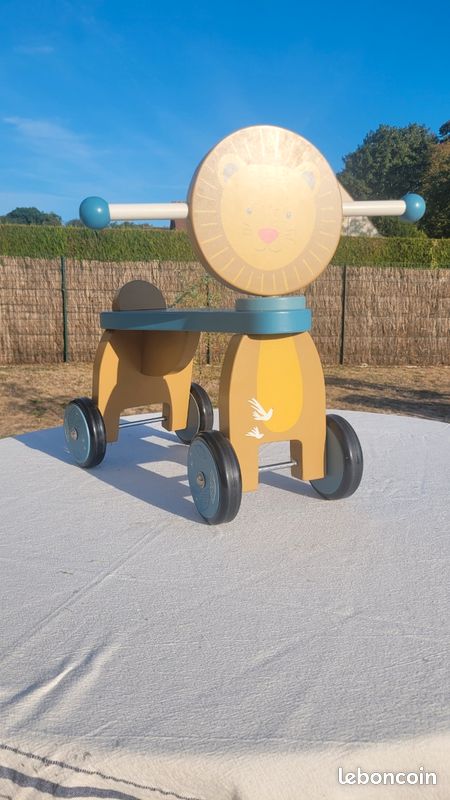 Porteur bois Moulin Roty (Lion) (image 1)
