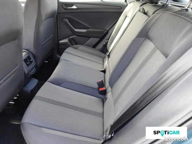 Volkswagen T-Roc 2.0 TDI 150ch Life DSG7 (image 10)