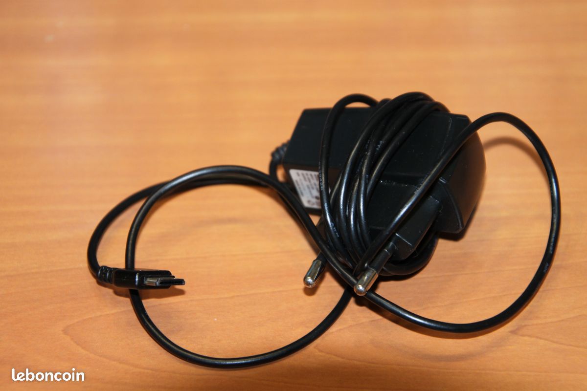 Prise adaptateur telephone (image 1)