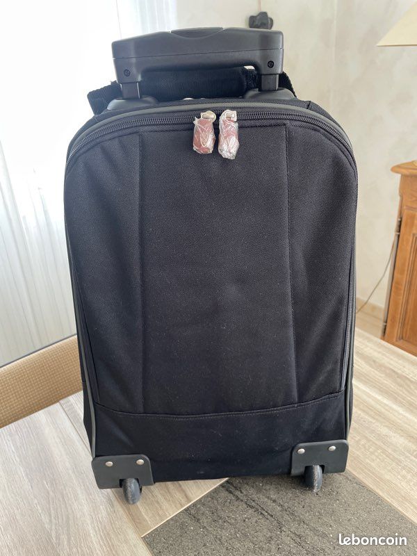 Sac de voyage HEAD à roulettes et bretelles – neuf Accessoires
