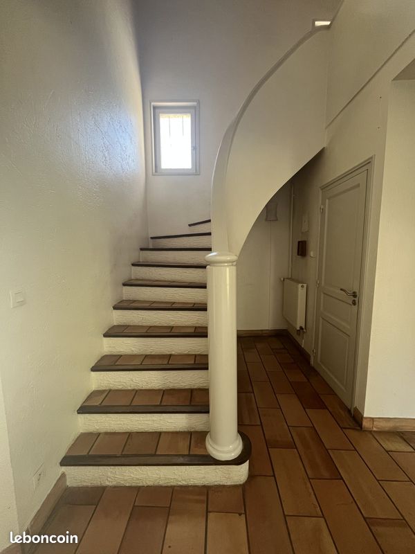 Maison 9 pièces 231 m² (image 11)