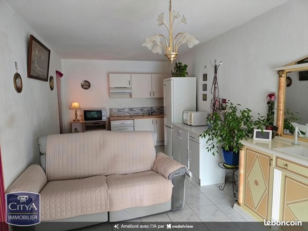 Appartement 2 pièces 45 m² · à Saint-Jean-d'Angély · 45 m² · 83 000 €
