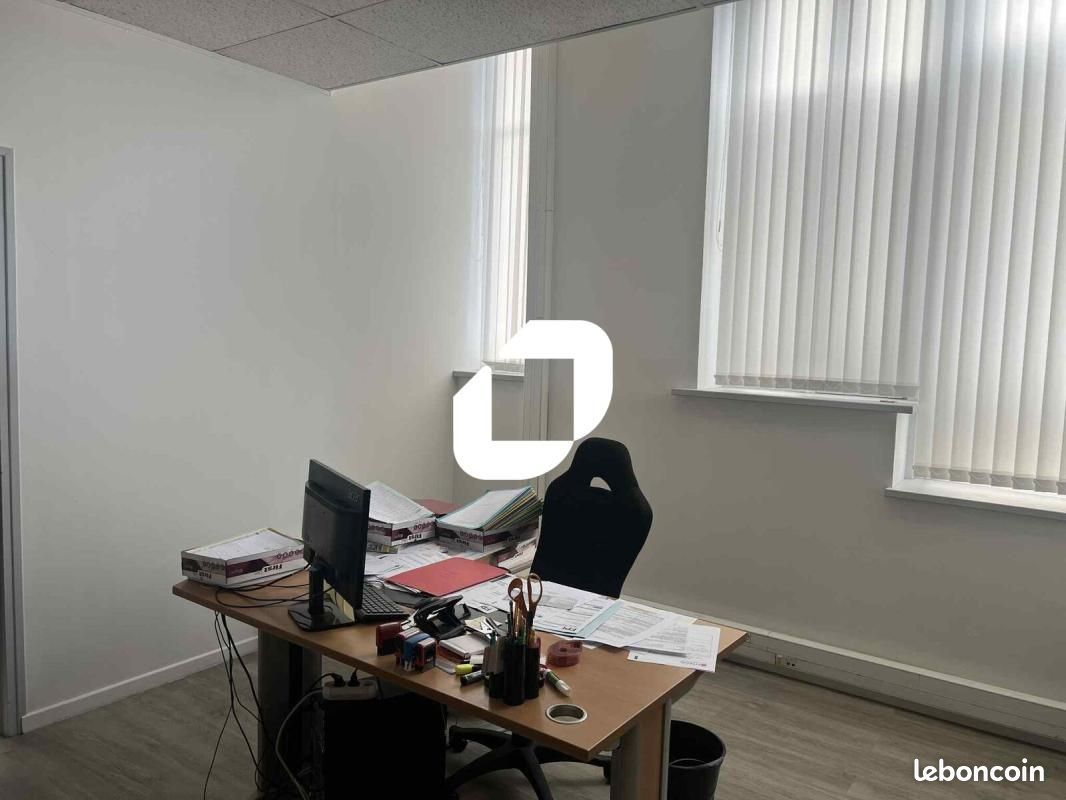 Bureau 260 m² (image 9)