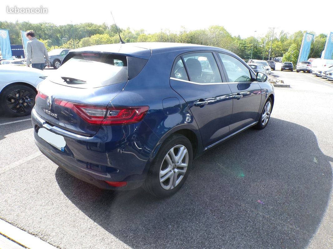 Renault MEGANE IV 1.5 BLUE DCI 115CH BUSINESS (image 3)