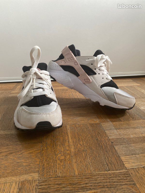 Nike Huarache femme Chaussures - Main Image