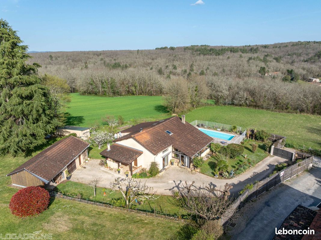 Maison 5 pièces 160 m² · à Pontours · 160 m² · 324 900 €