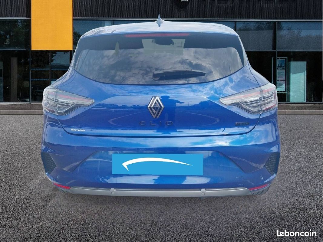 RENAULT Clio E-Tech full hybrid 145 Esprit Alpine (image 4)