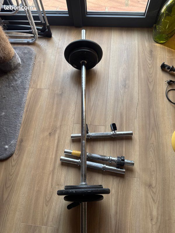 Barres musculation + 39kg de poids (image 1)