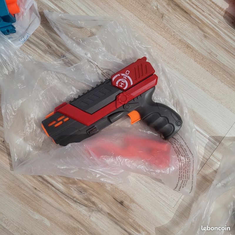 Pistolet Nerf lot/unité ( chargeur remplie et balle supplémentaire fourni ) (image 7)