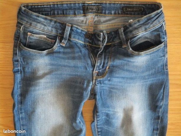 JEANS DIESEL FEMME TAILLE US 31 FR 40 MODELE LIVIER SUPER SLIM JEGGING