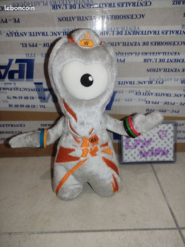Peluche Gold Wenlock - Mascotte Officielle JO Londres 2012, 9 Pouces - Neuve